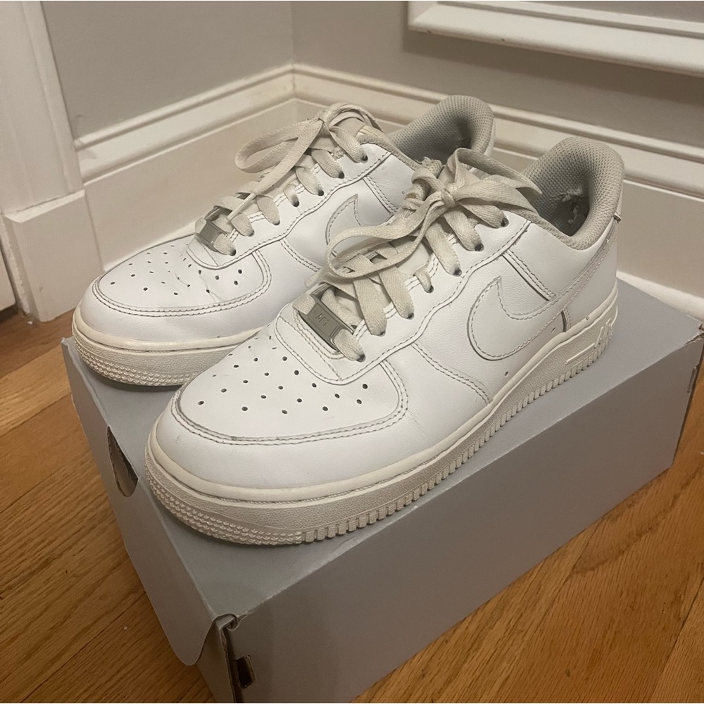 Women’s Nike Air Force 1 ‘07s